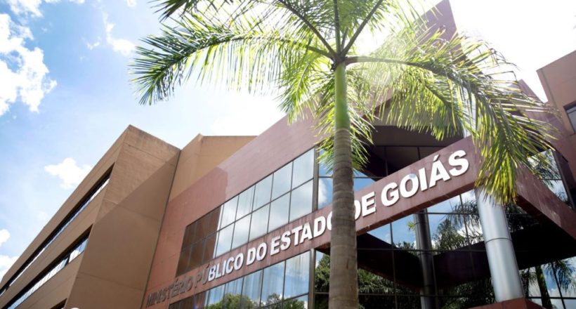 17_45_07_141_Fachada_Sede_MP_GO